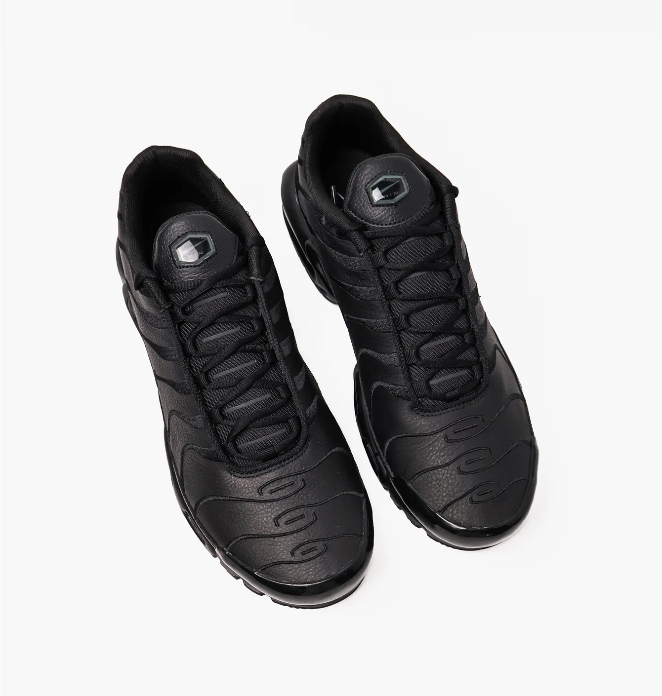 Кросівки чоловічі Nike Air Max Plus Black Aj2029-001