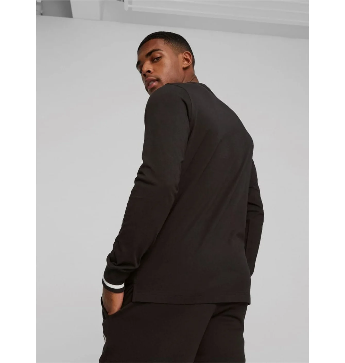 Лонгслів чоловічий Puma Squad Longsleeve Tee Black 676015-01