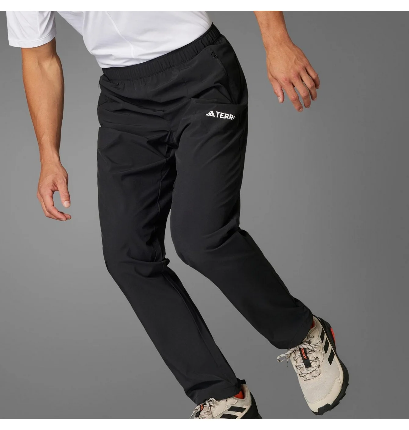 Штани чоловічі Adidas Multi Essentials Stretch Black JP0811