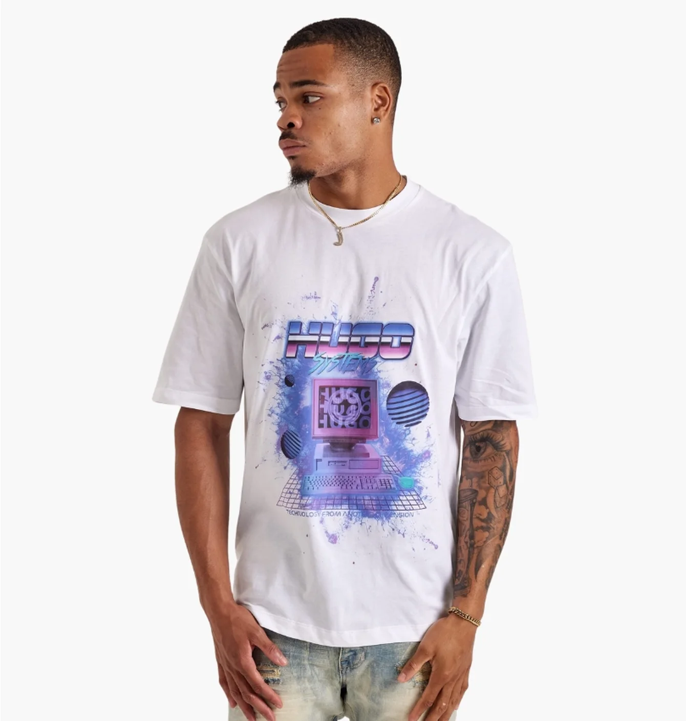 Hugo Naradie Tee