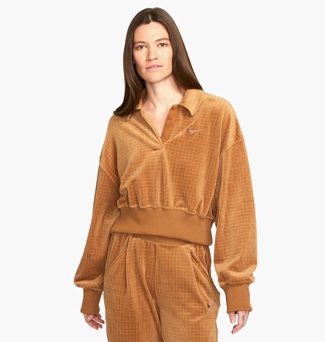 NIKE VELOUR SPORTSWEAR