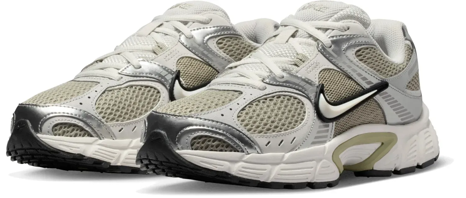 Кросівки Nike V5 RNR