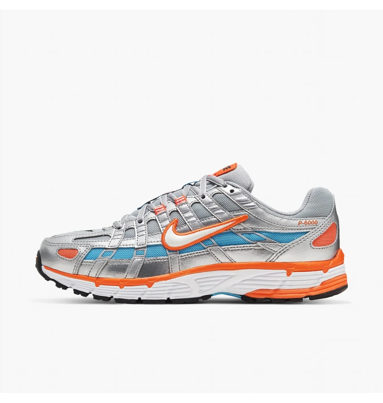 W NIKE P-6000