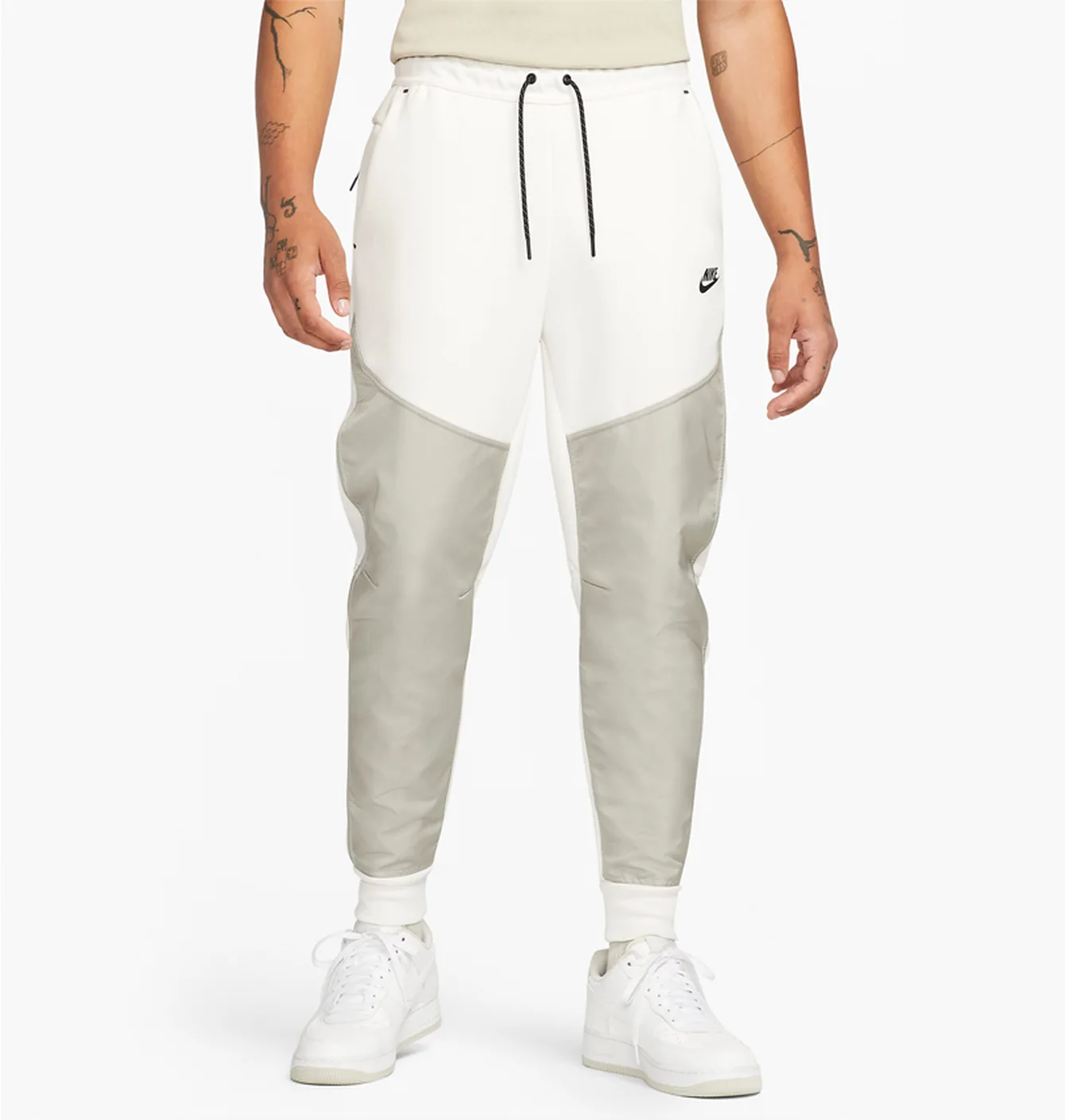 Штани Nike Sportswear Tech Fleece White