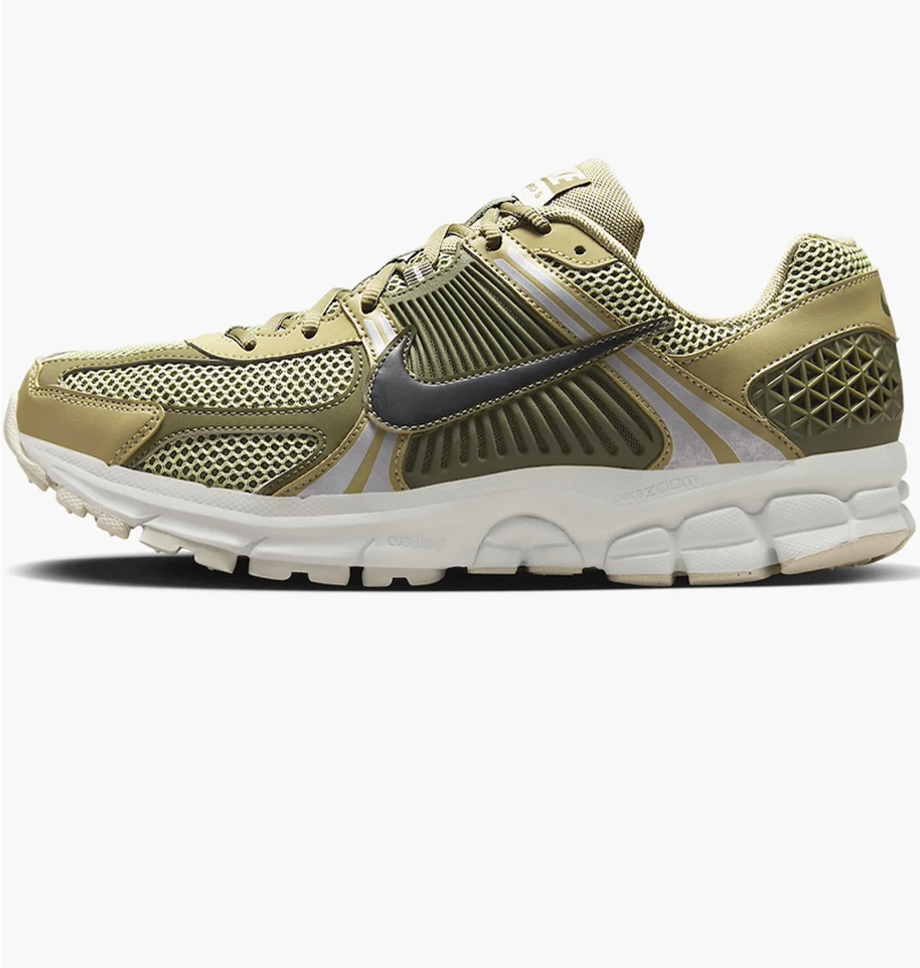 NIKE AIR ZOOM VOMERO 5