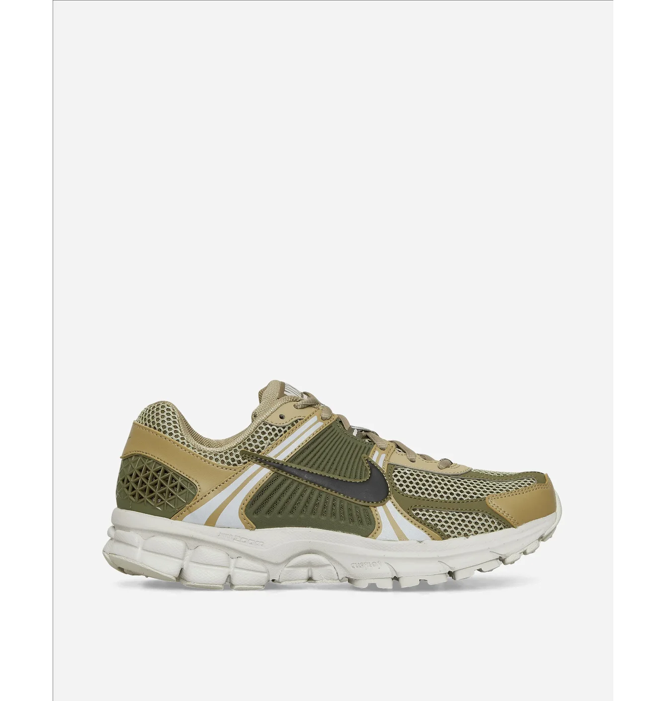 NIKE AIR ZOOM VOMERO 5