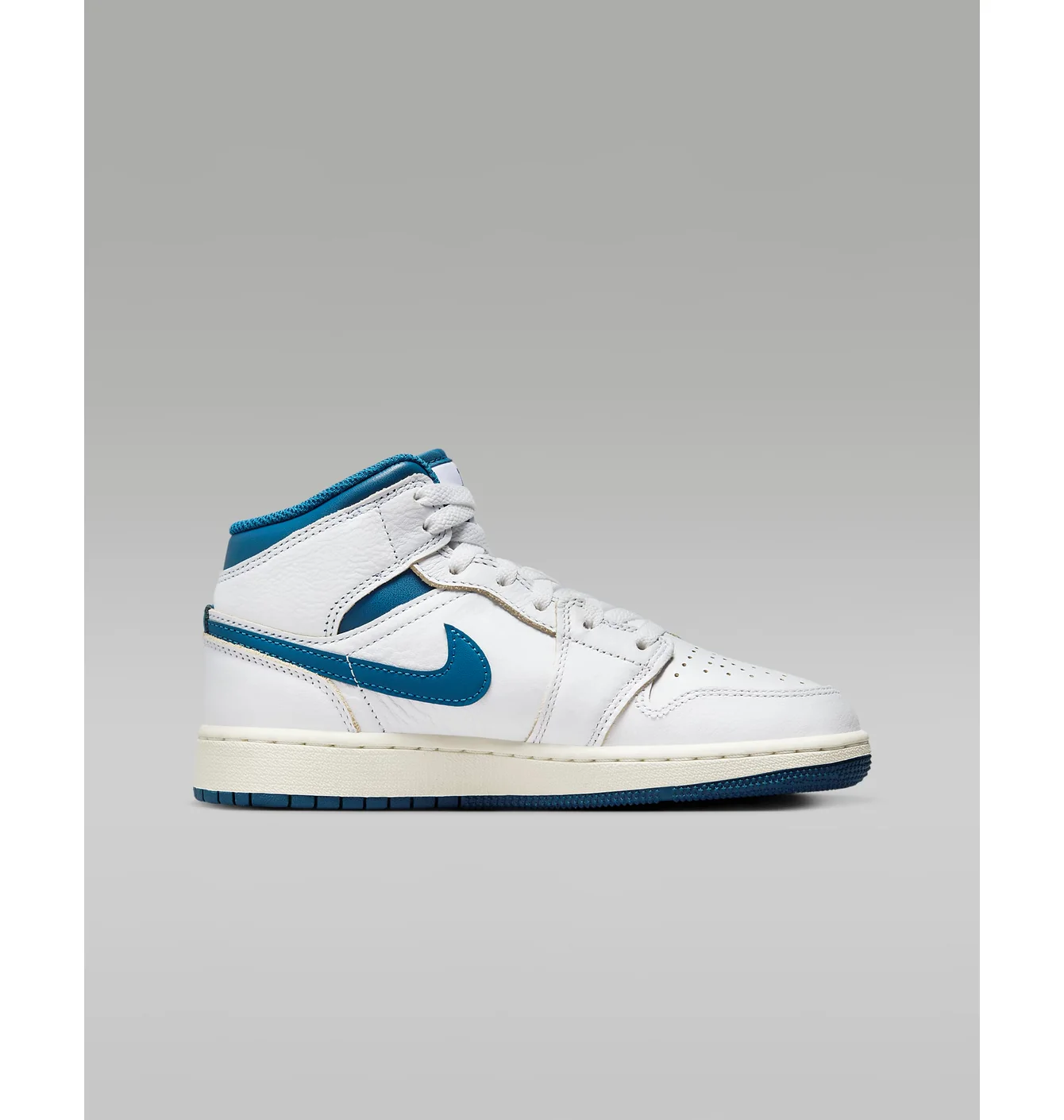 Кросівки дитячі Air Jordan 1 Mid Se Gs White FN7432-141