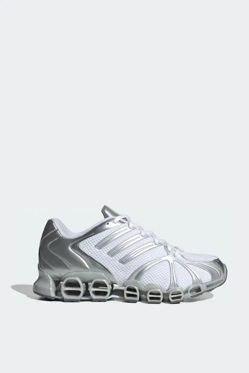 Кросівки жіночі Adidas Mega Ghostride (JQ0555)