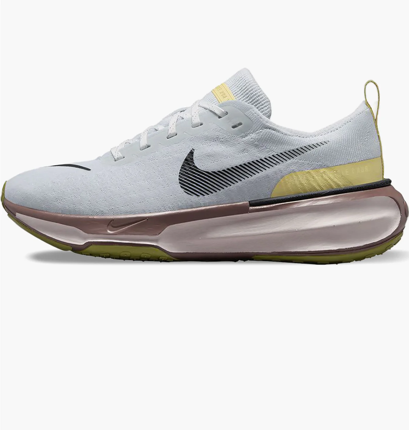 W ZOOMX INVINCIBLE RUN FK3