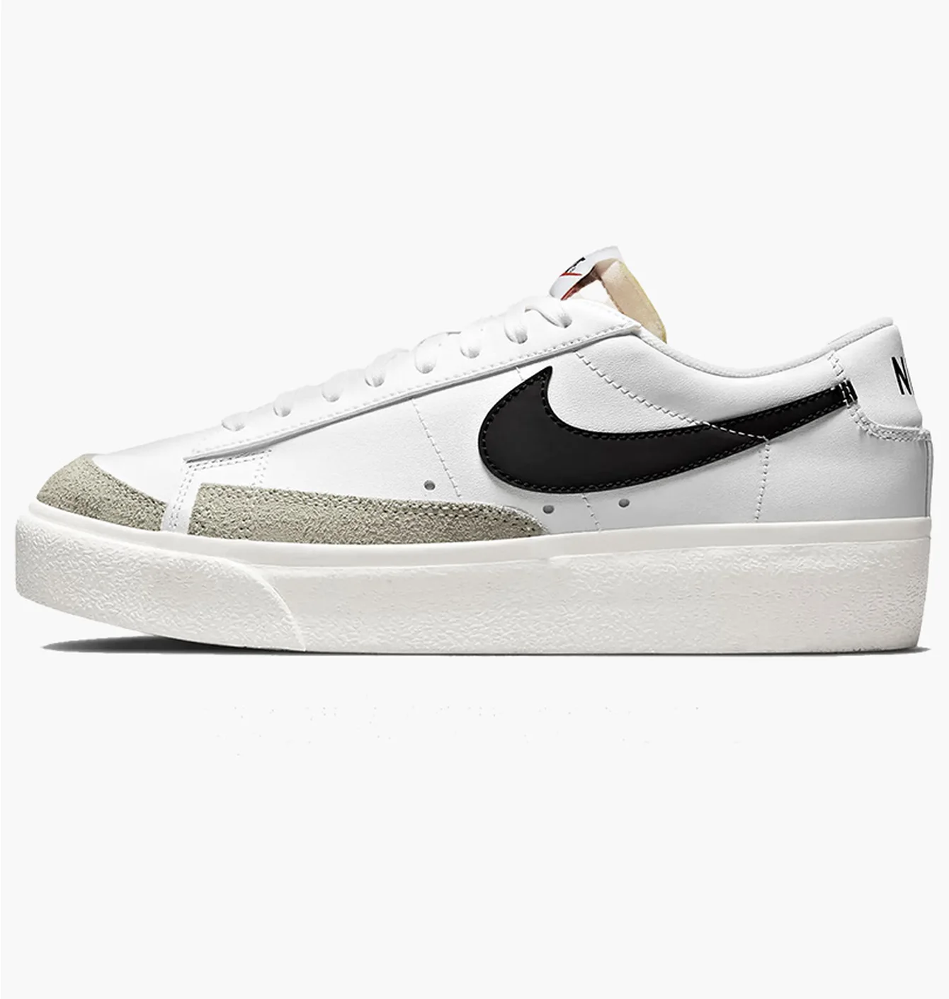 Кросівки жіночі Nike Blazer Low Platform White DJ0292-101