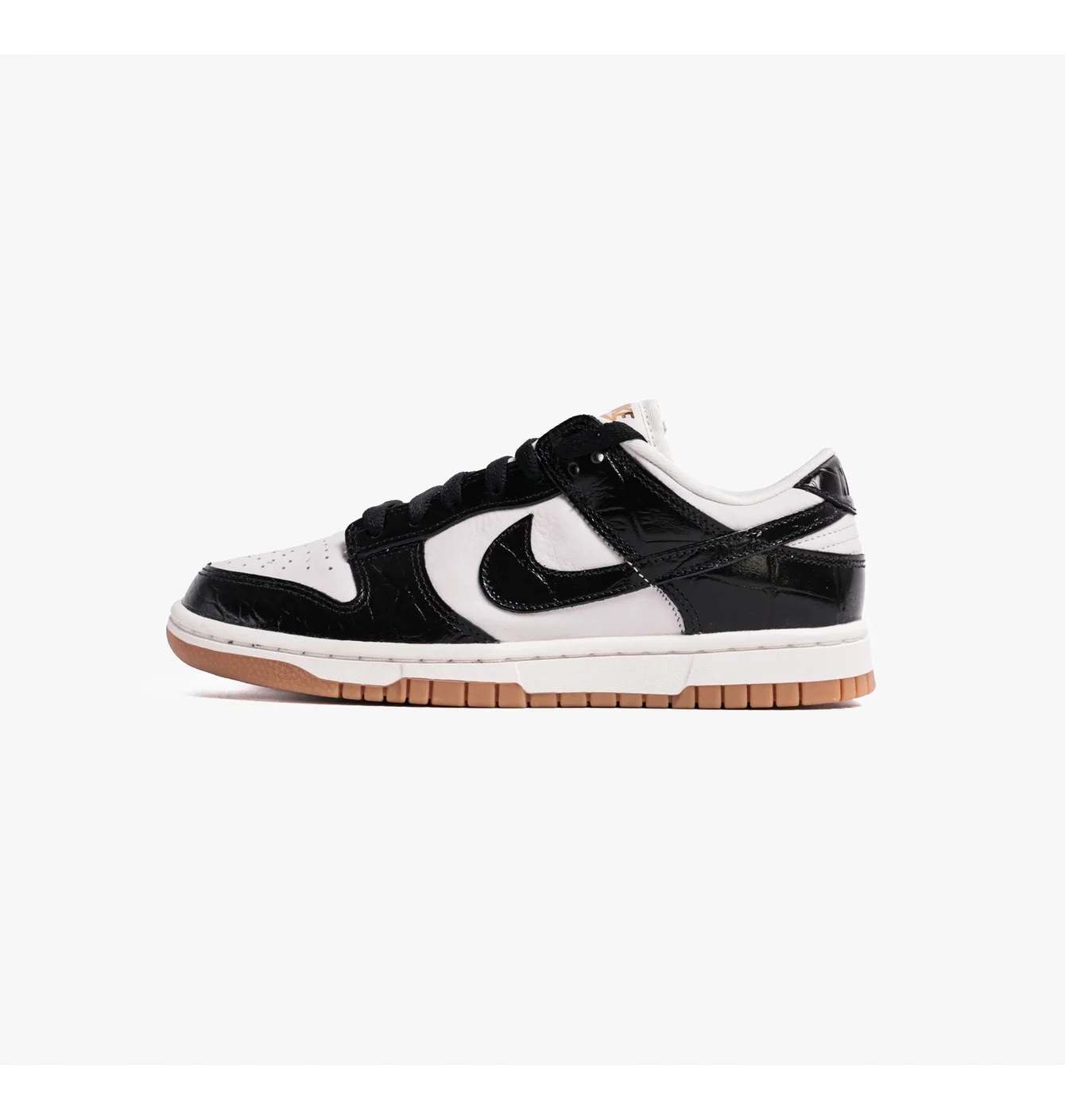 Nike Dunk Low LX Black/White