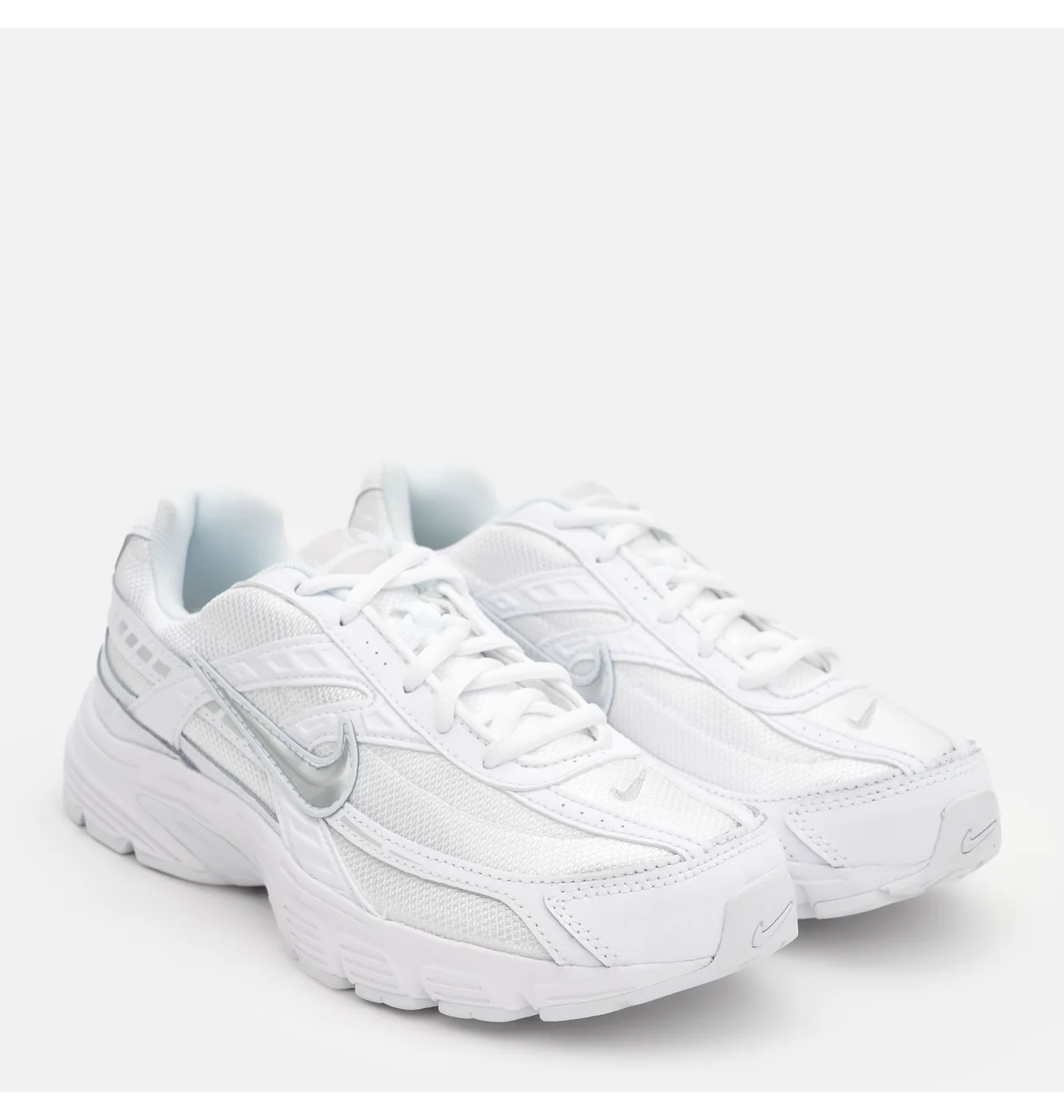 W NIKE INITIATOR
