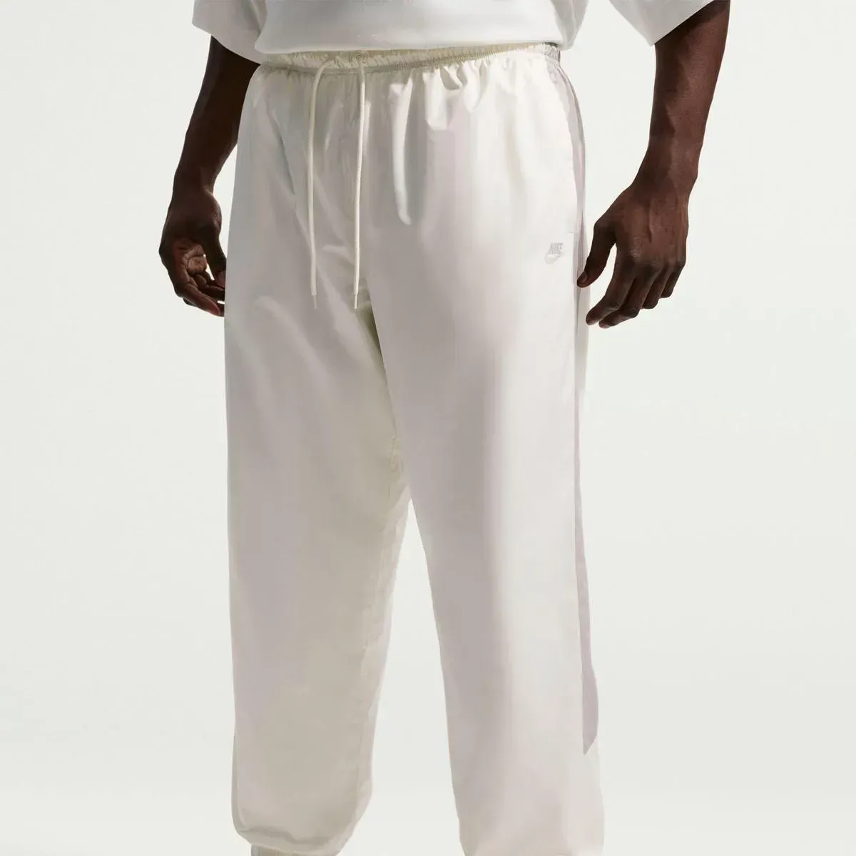 Брюки чоловічі Nike M Nk Wr Lnd Pant 26 (HV8371-134)