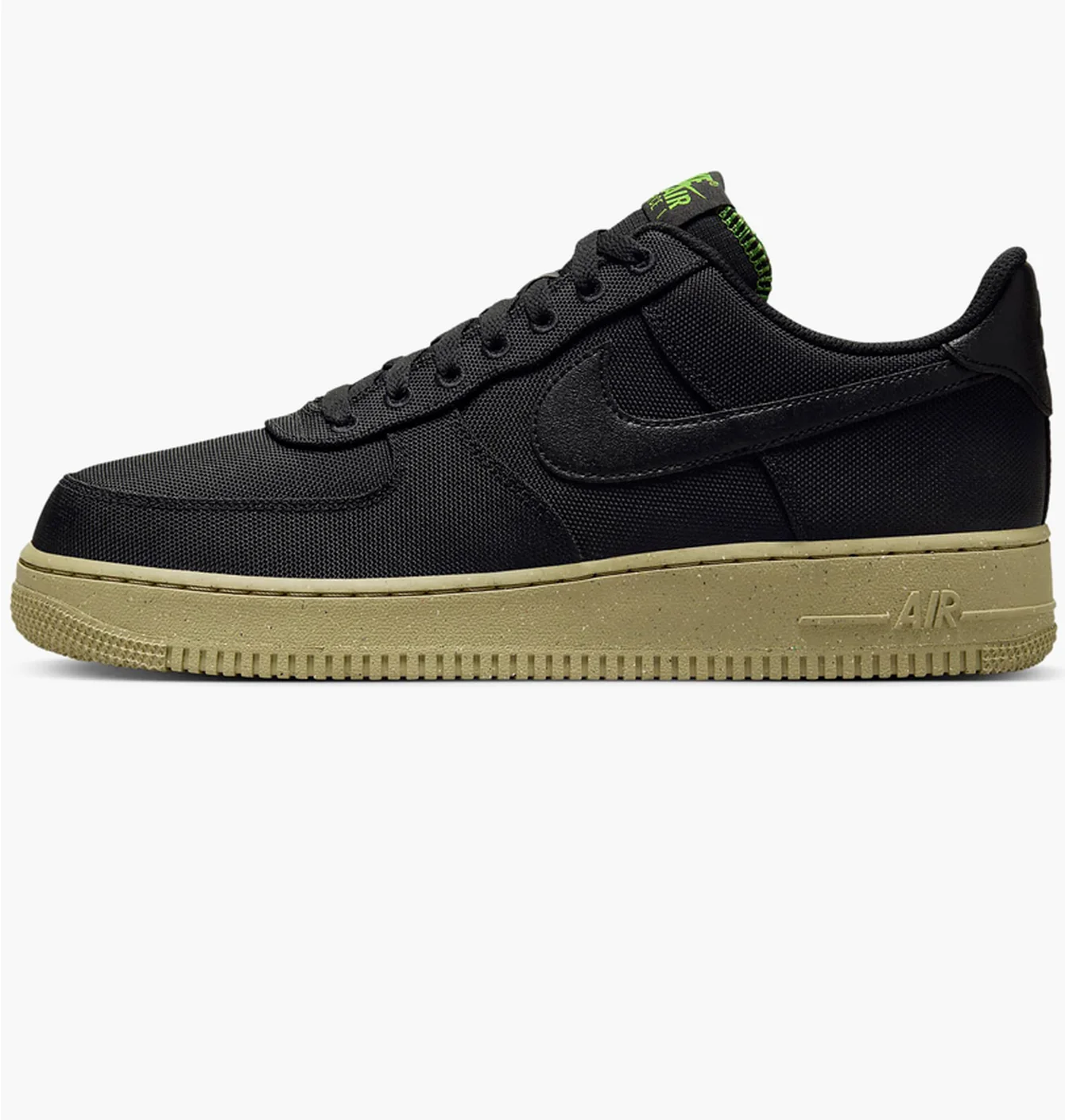 NIKE AIR FORCE 1 07 LV8