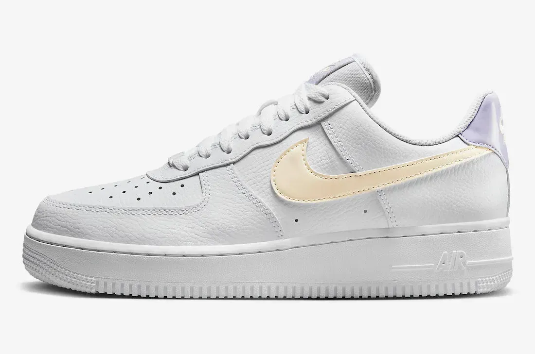 Кросівки жіночі Nike W Air Force 1 (FN3501-101)