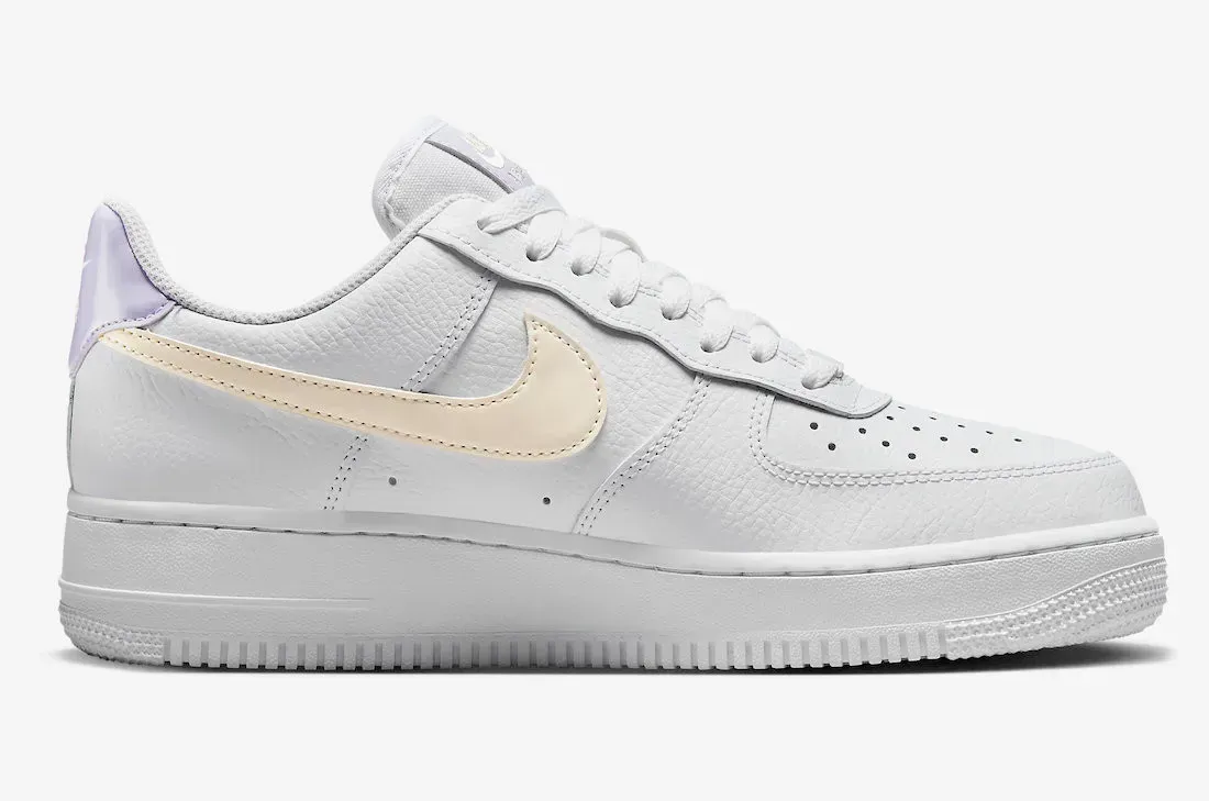 Кросівки жіночі Nike W Air Force 1 (FN3501-101)