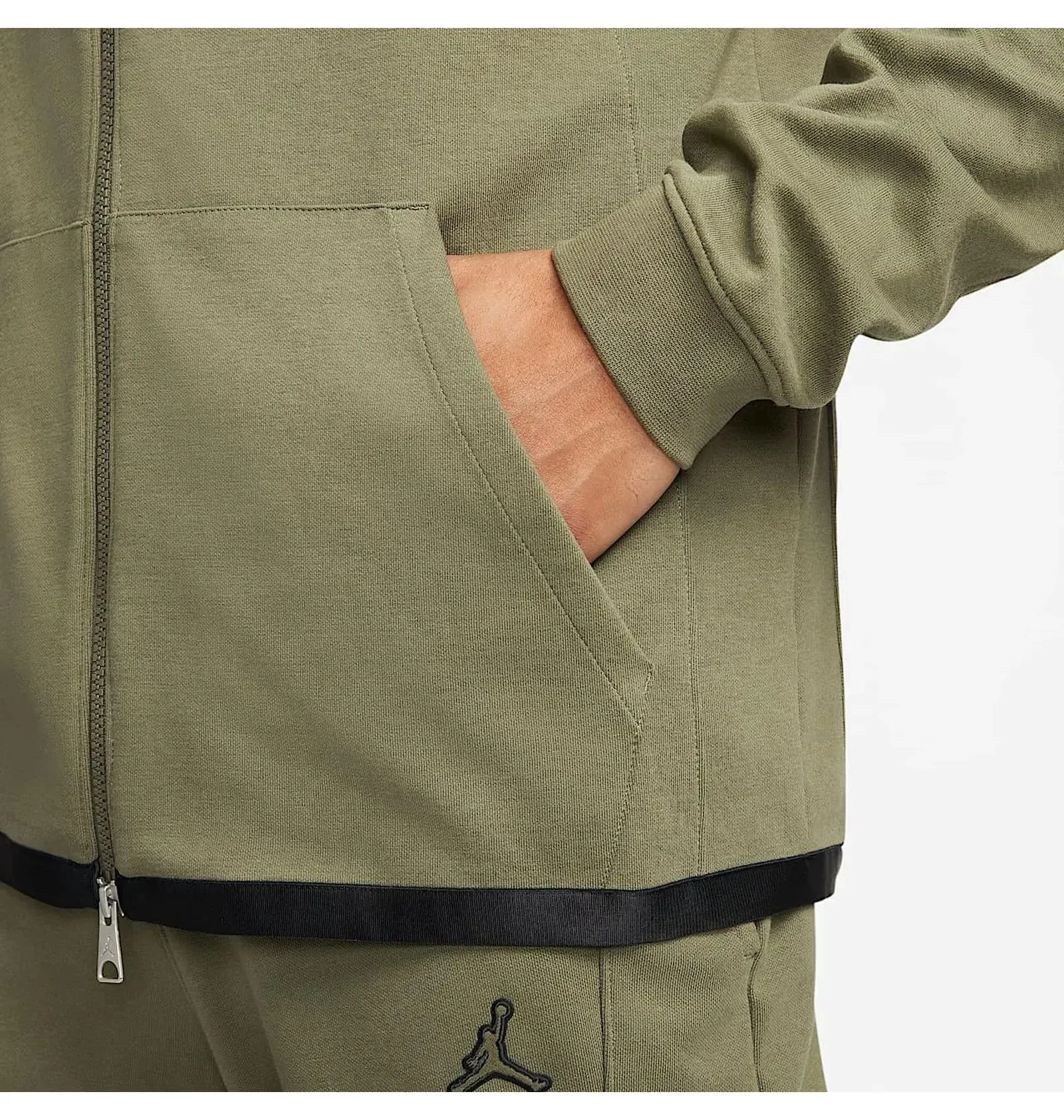 Спортивний костюм чоловічий Jordan M J Ess Warmup Olive (DJ0886-222__DJ0881-222)