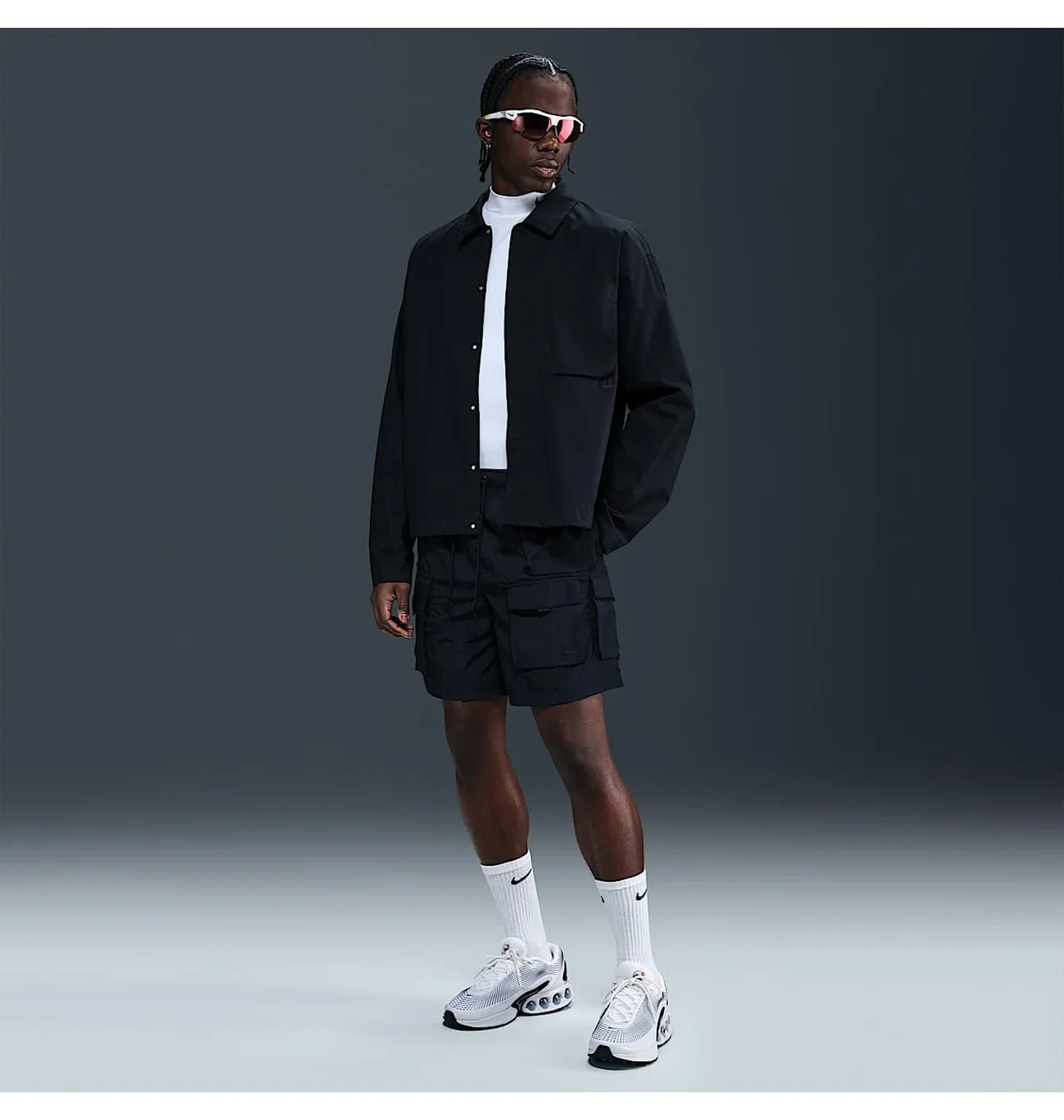 NIKE TECH
