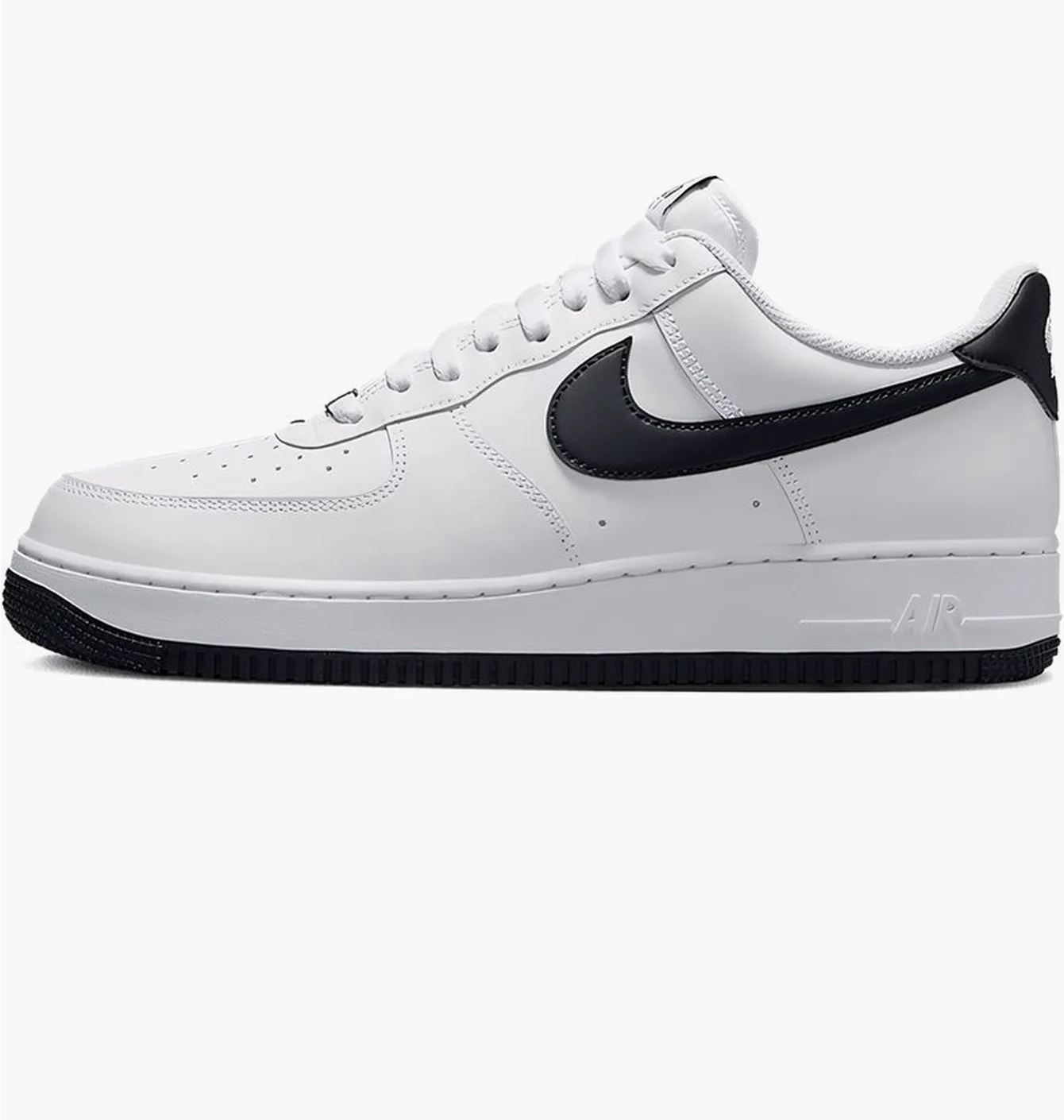 Nike AIR FORCE 1 07
