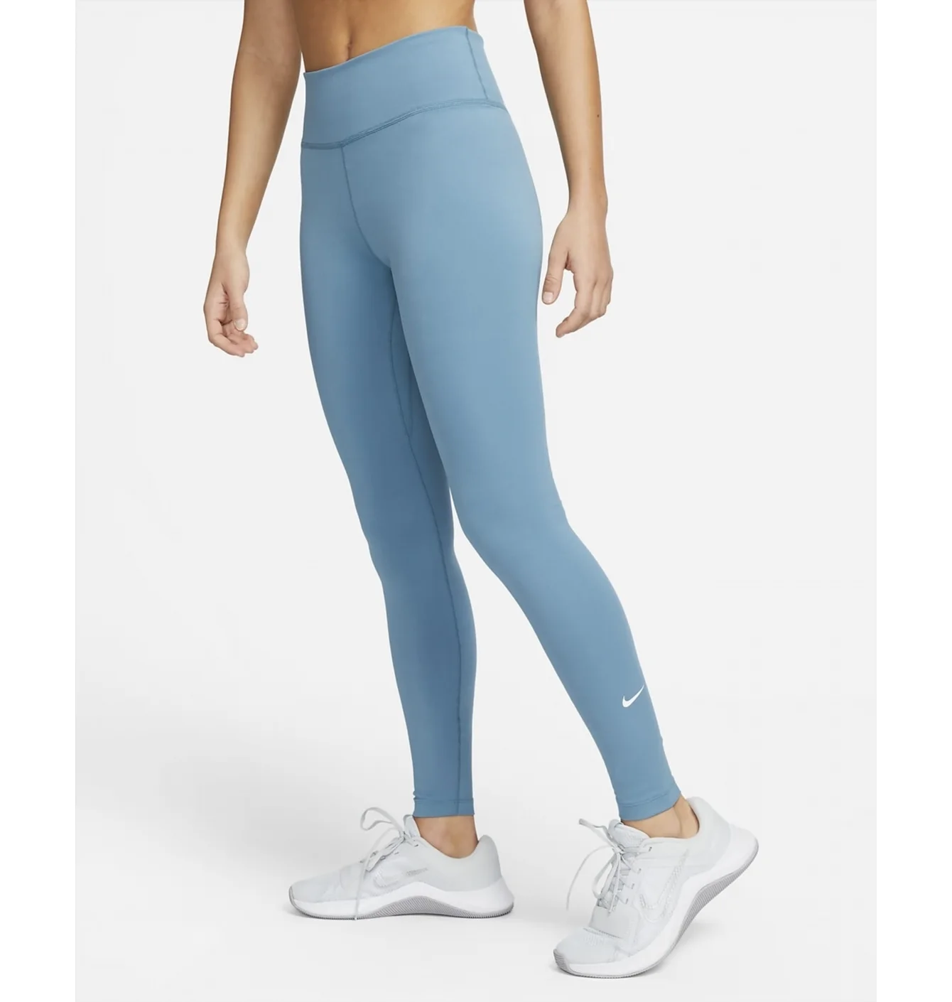 NIKE ONE