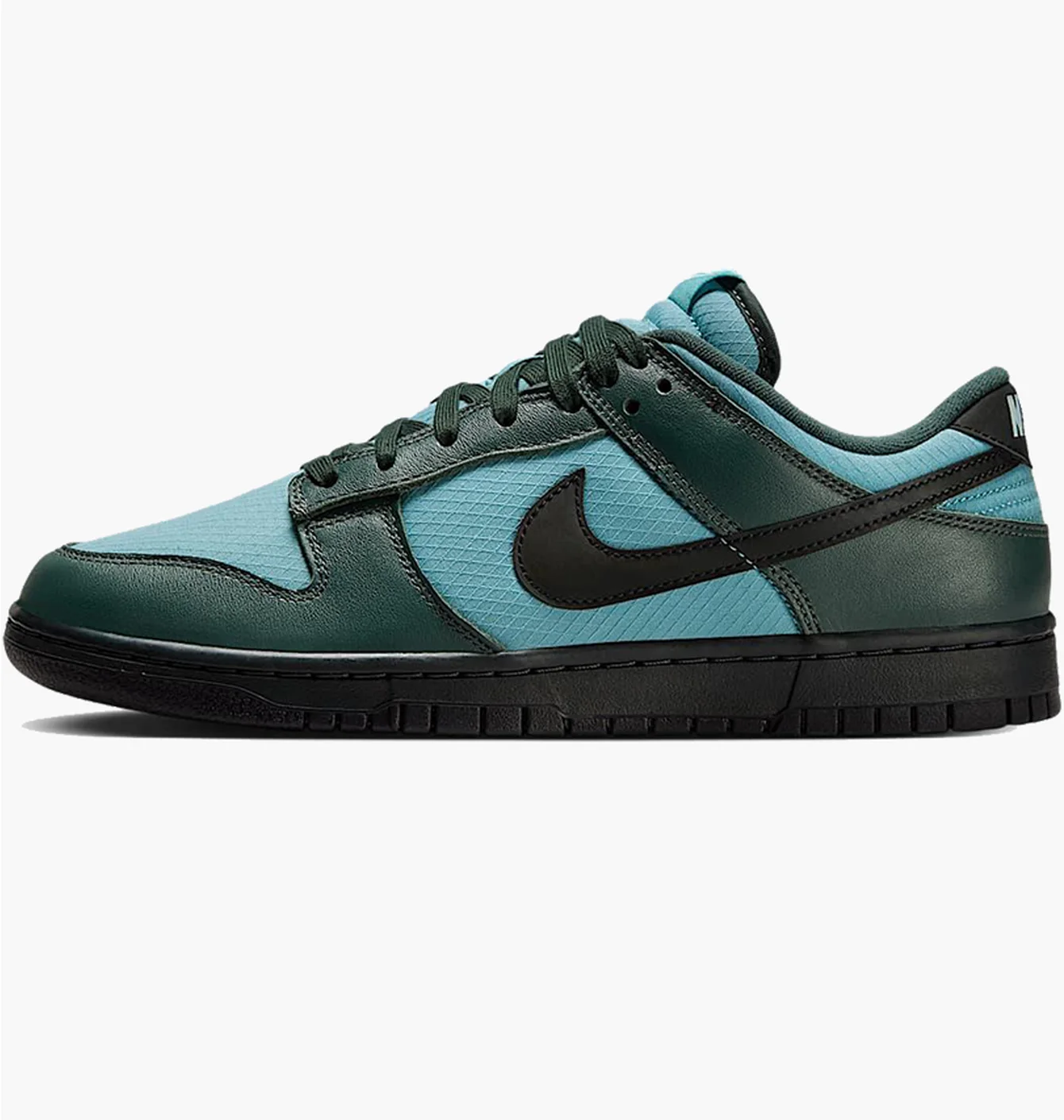 Nike Dunk Low Retro SE