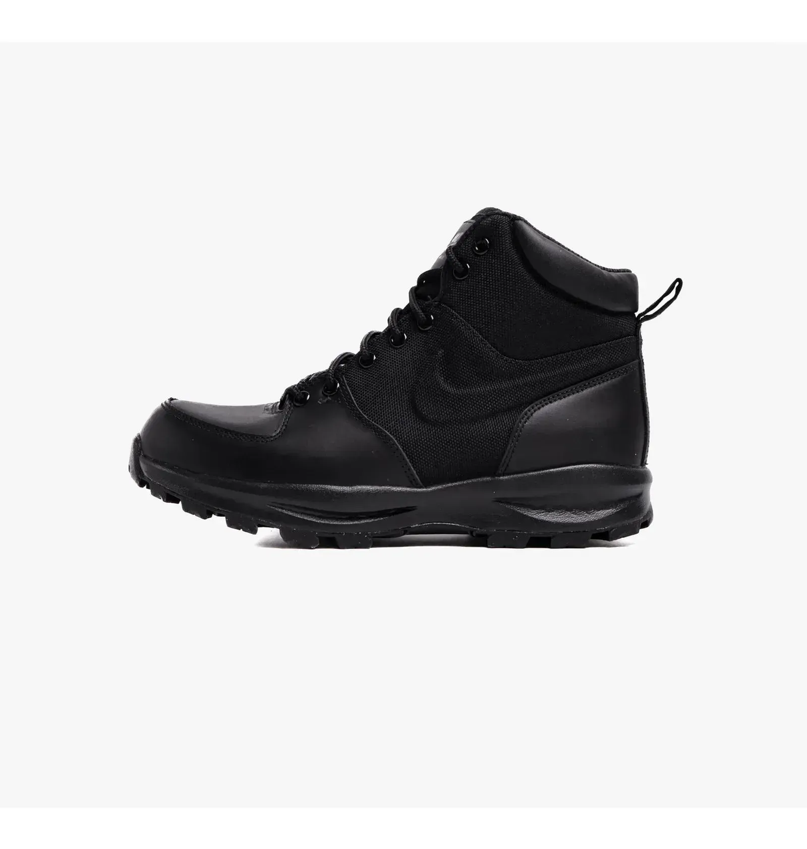 Nike Manoa