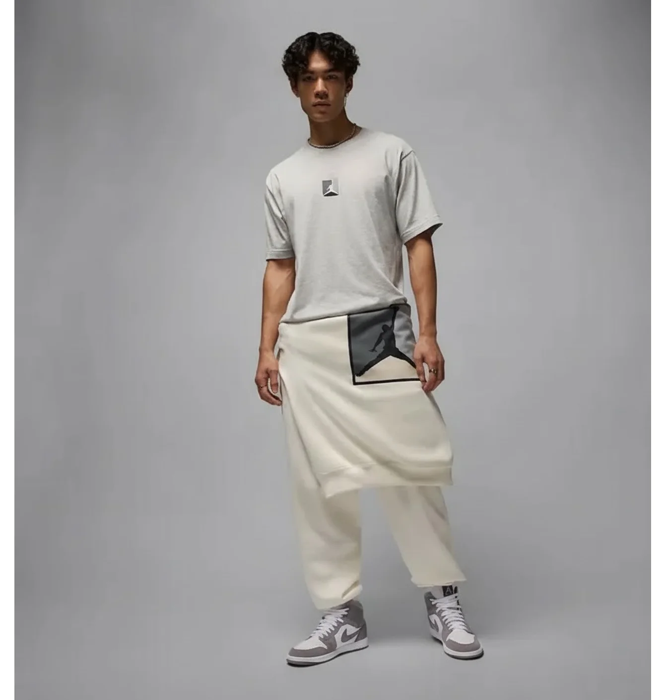 Jordan Brooklyn Grey T-shirt
