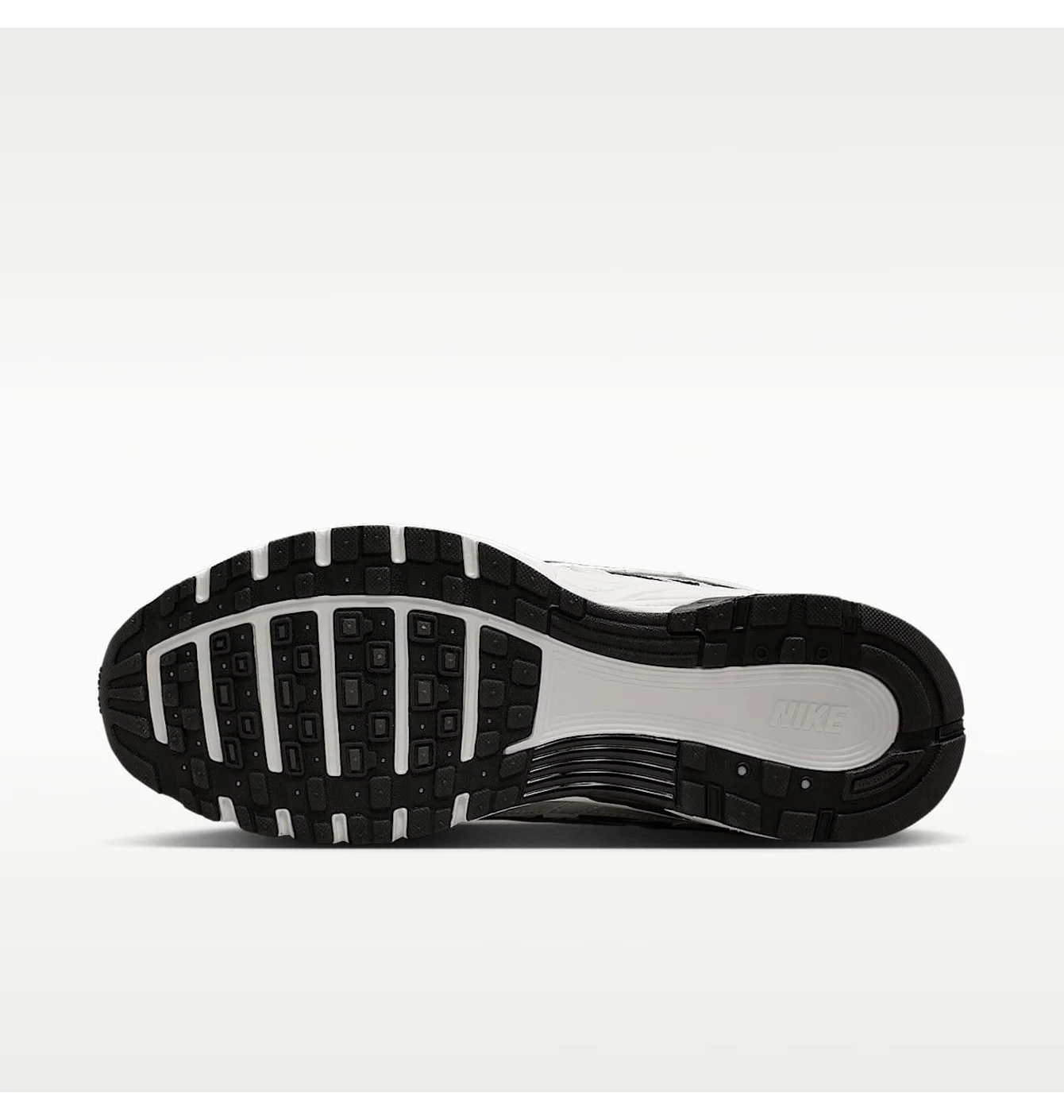 Кросівки чоловічі Nike P-6000 White/Black IO8711-101