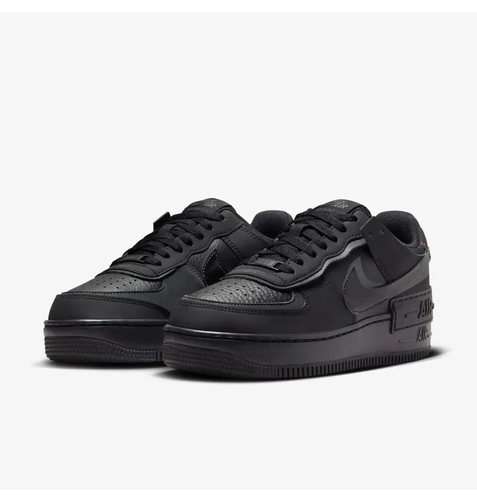 Кросівки жіночі Nike Air Force 1 Shadow Takes On A “Triple Black” Finish (FB7582-001)