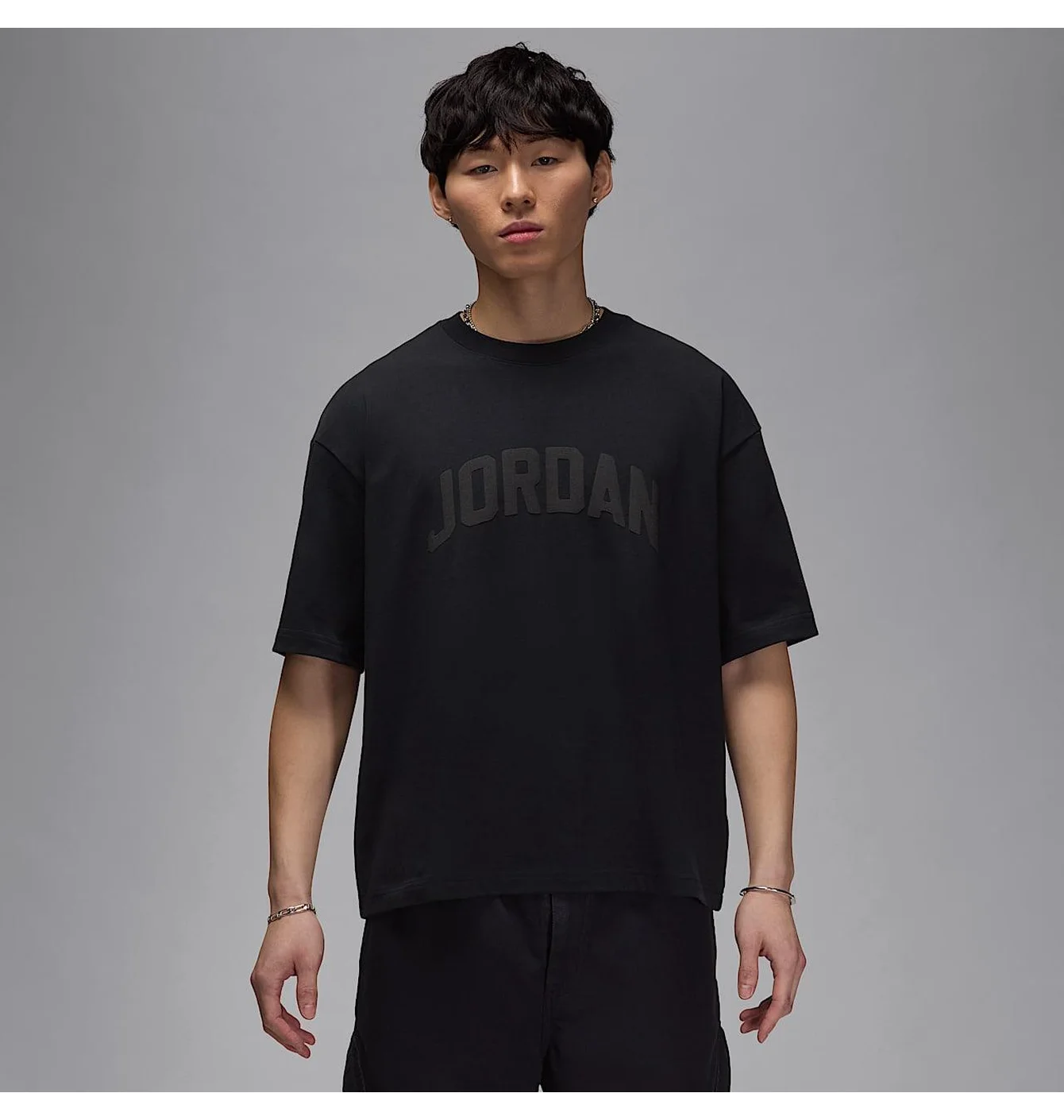 JORDAN ESSENTIALS