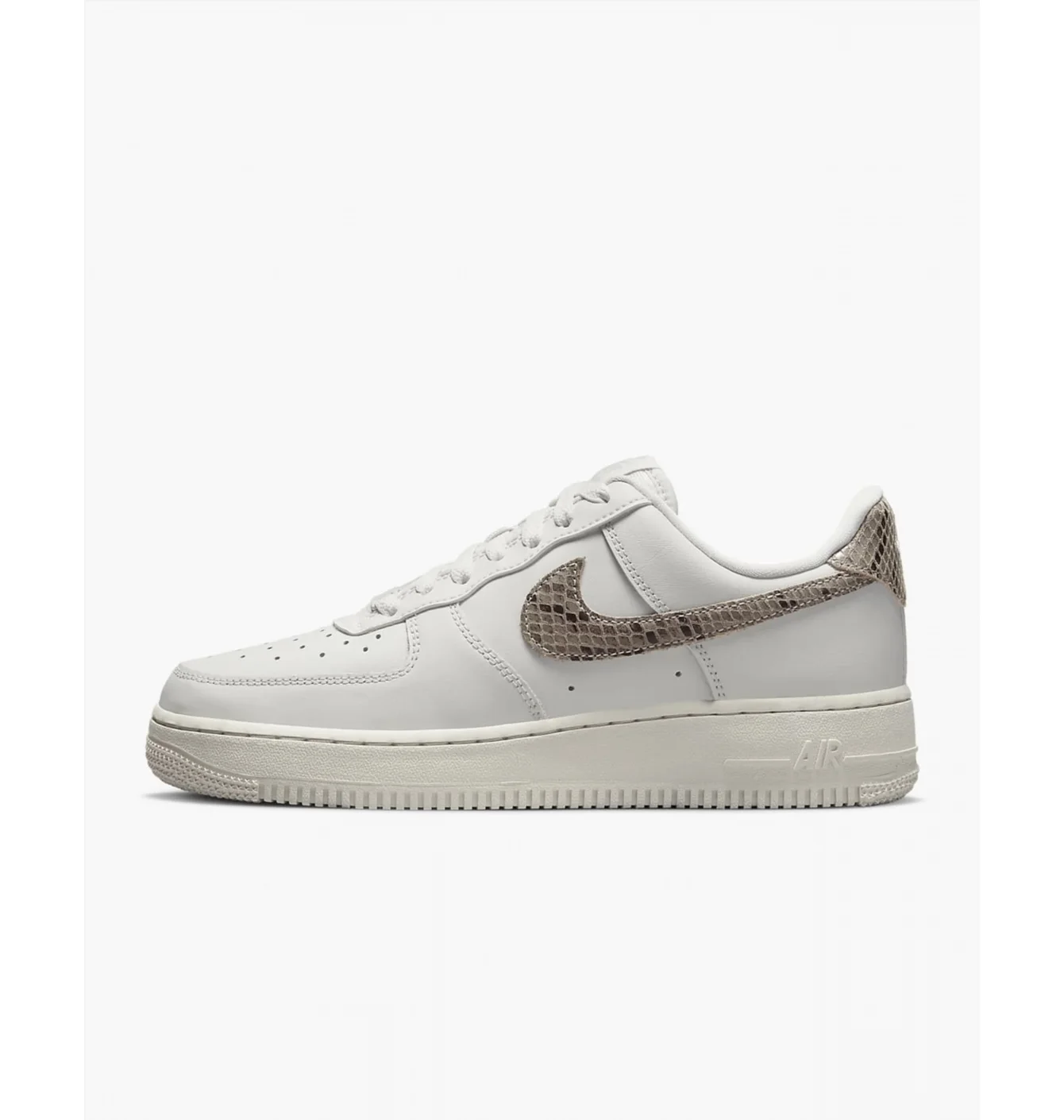 W NIKE AIR FORCE 1 07