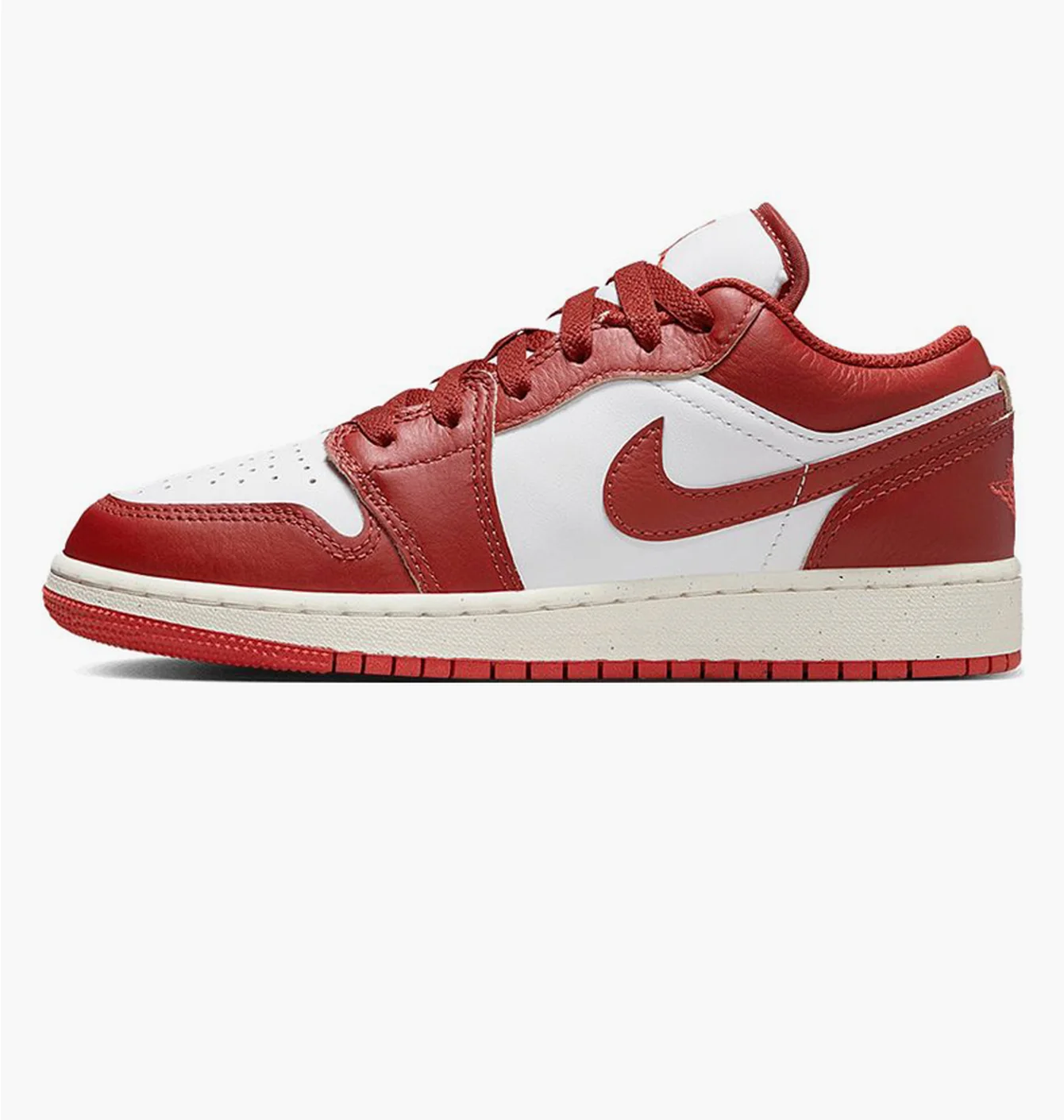 Кросівки дитячі Air Jordan 1 Low Se Older White/Red FJ3465-160