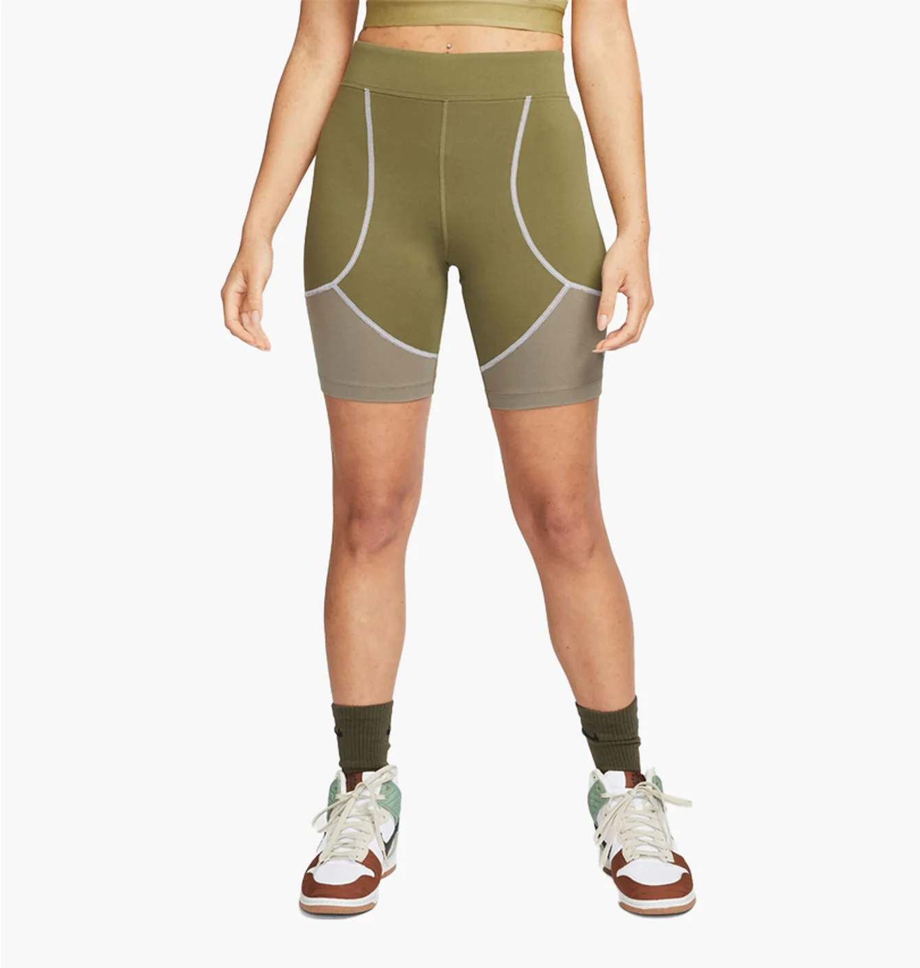 Шорти жіночі Nike Sportswear WomenS Bike Shorts Olive DM6642-378