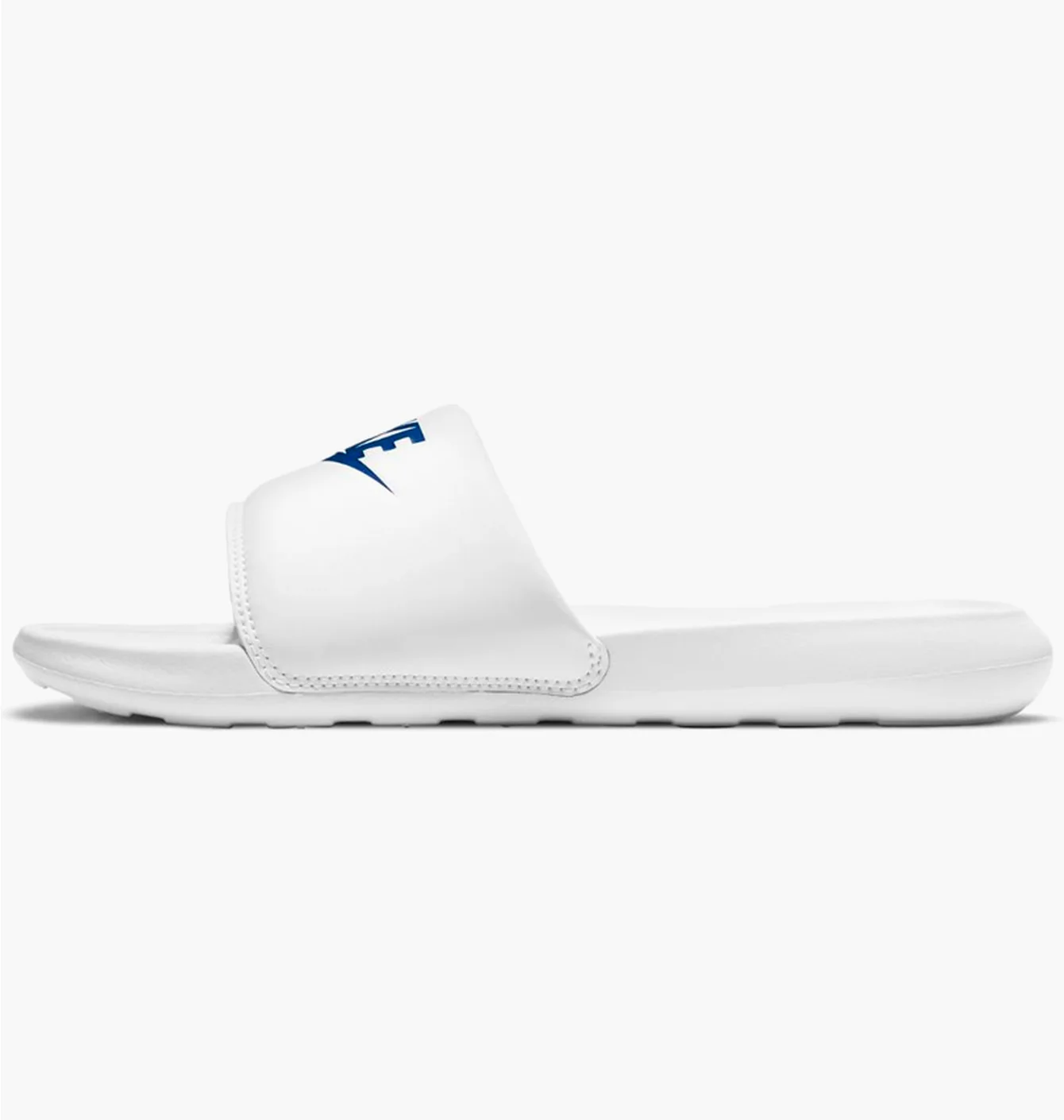 NIKE Victori One