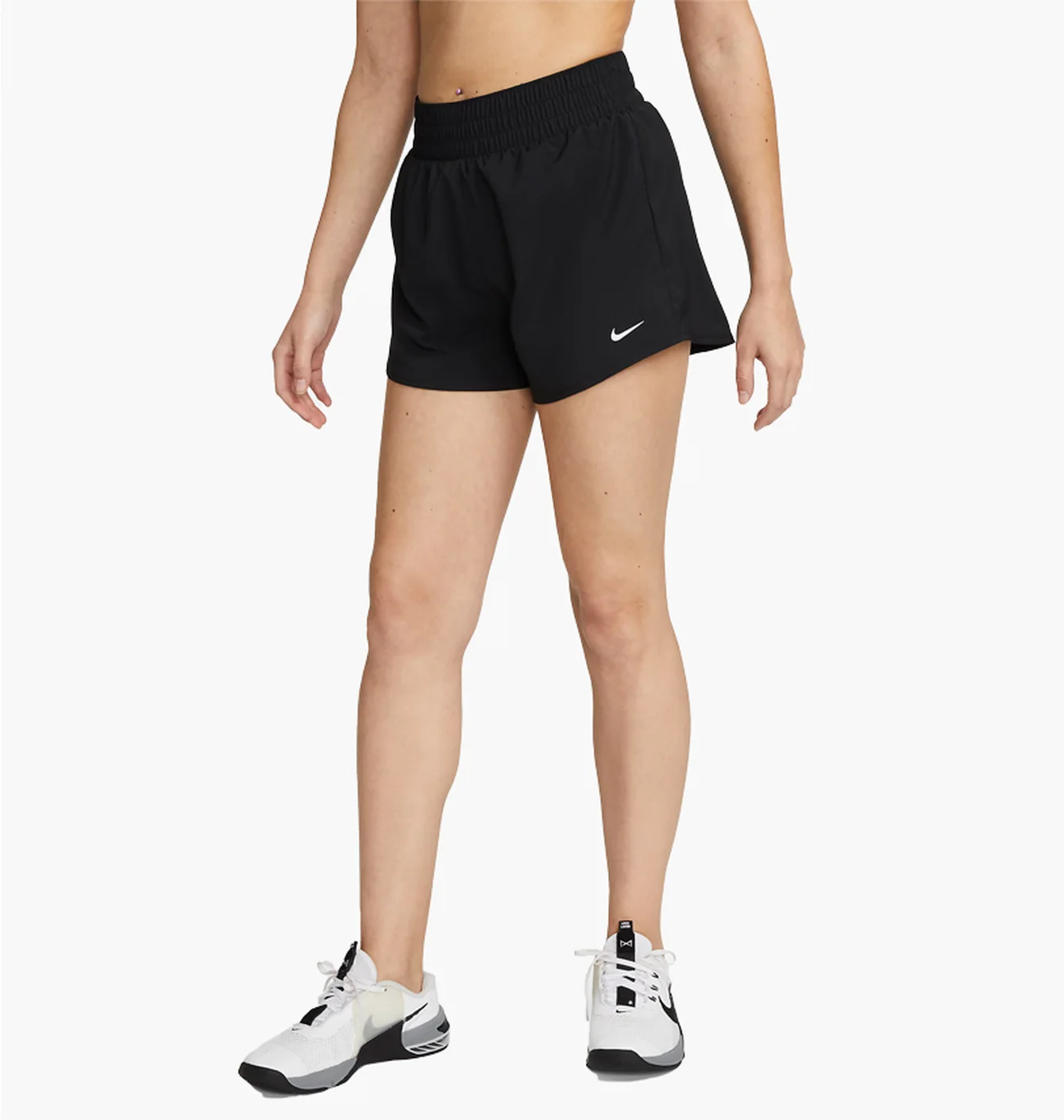 NIKE ONE SHORT