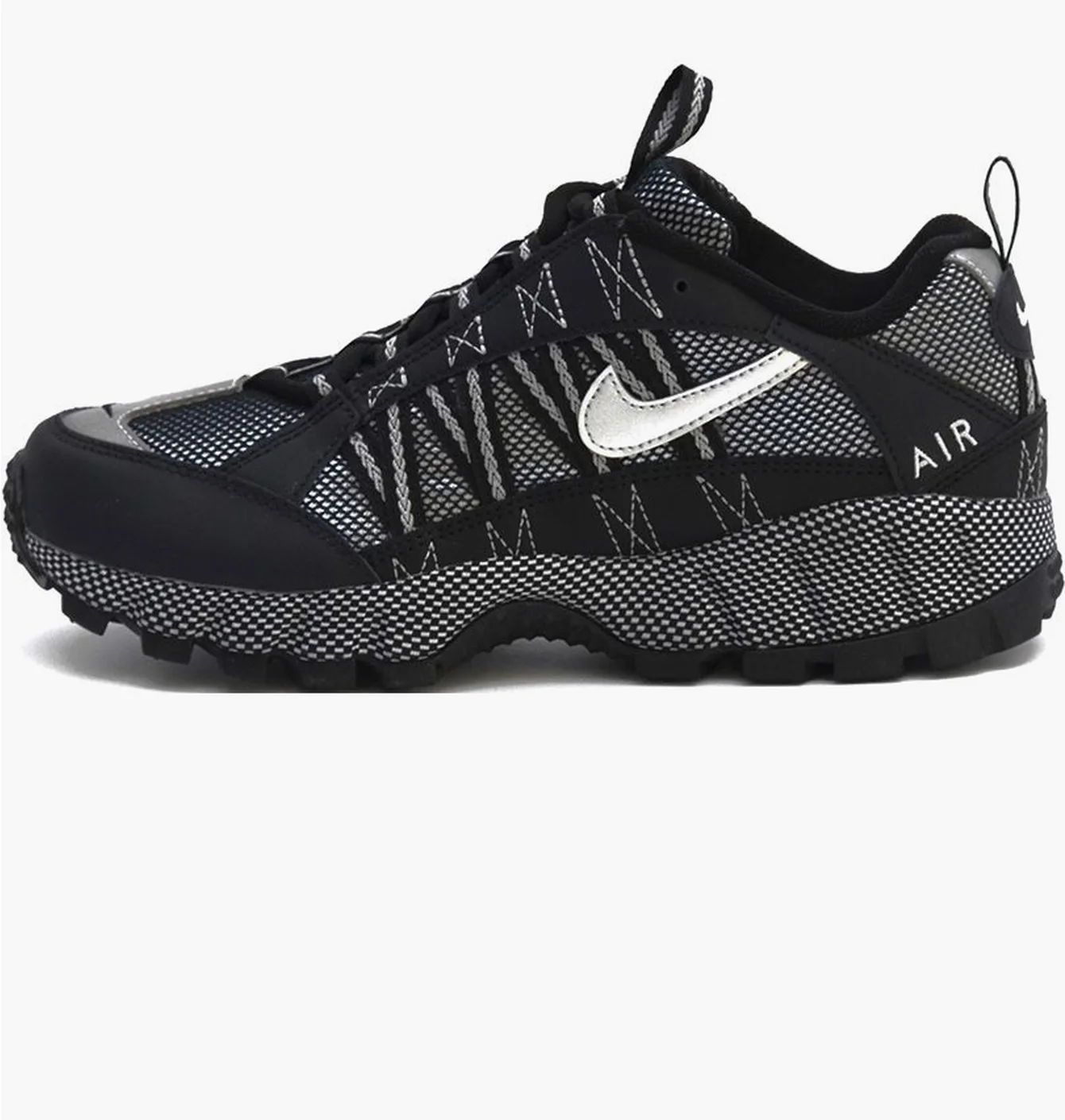 NIKE AIR HUMARA