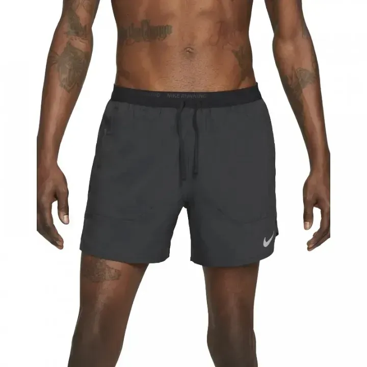 Шорти чоловічі Nike M Nk Df Stride 5In Bf Shrt (DM4755-010)