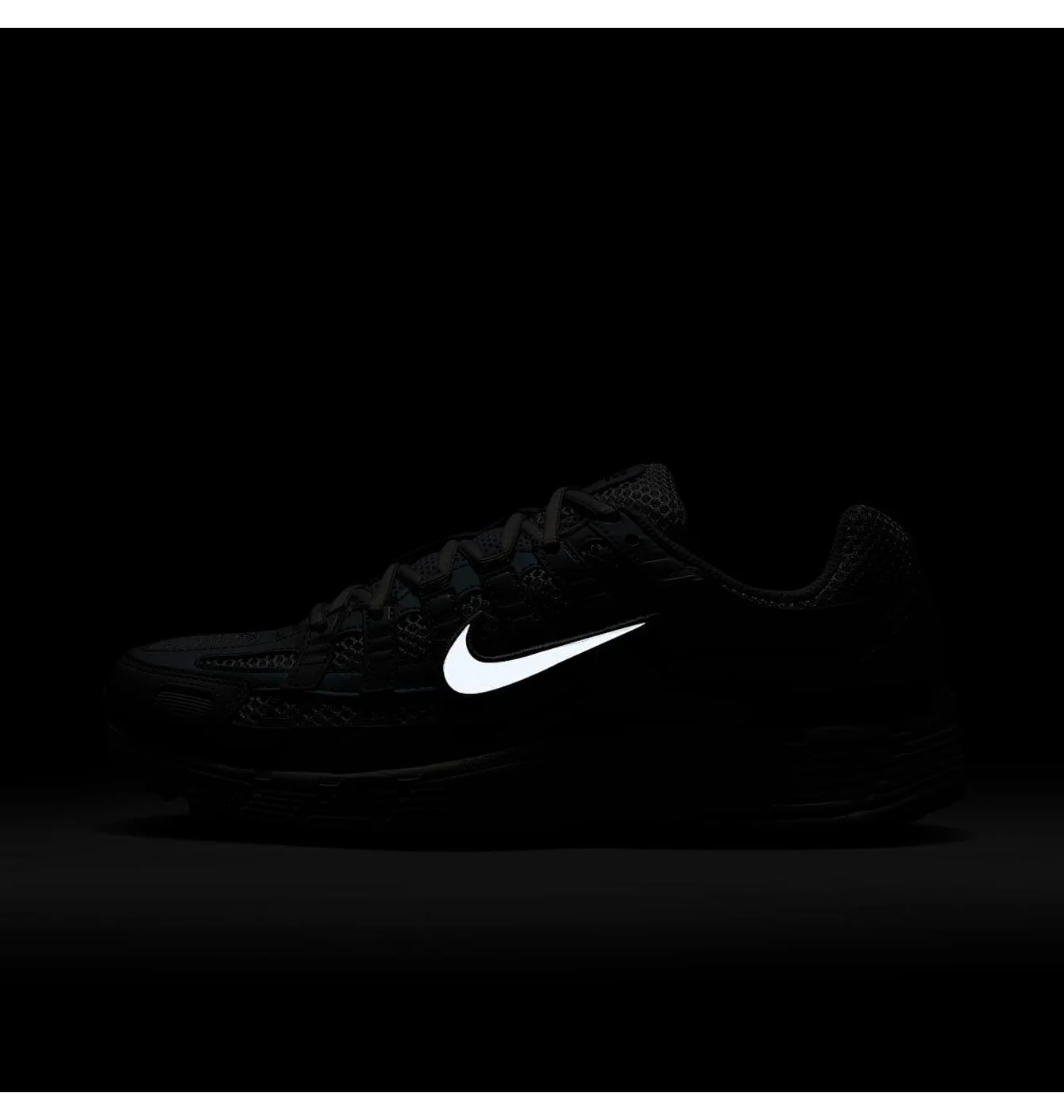 Nike W P-6000