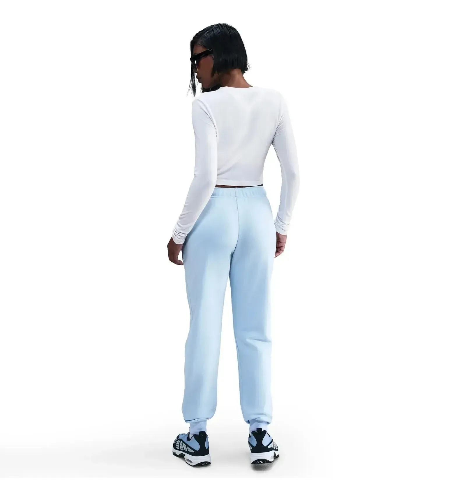 NIKE SPORTSWEAR