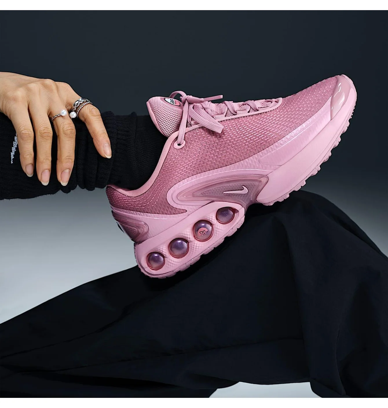 W NIKE AIR MAX DN