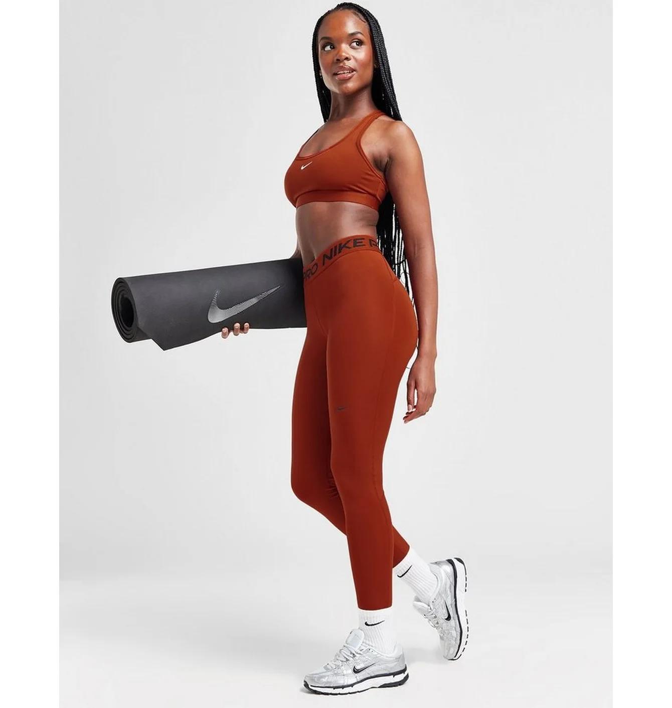 NIKE PRO 365