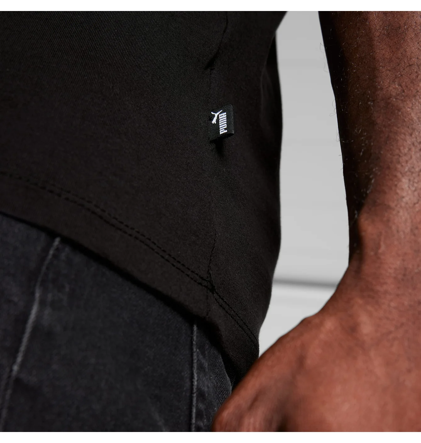 Футболка чоловіча Puma Essentials Big Cat Black 678890-01