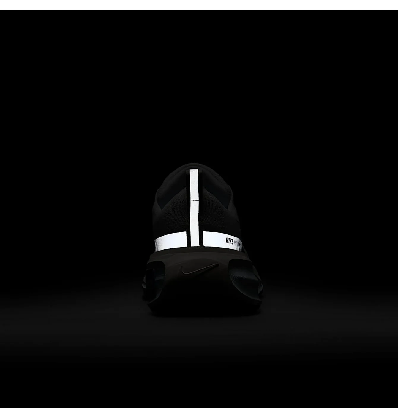 Nike Invicible