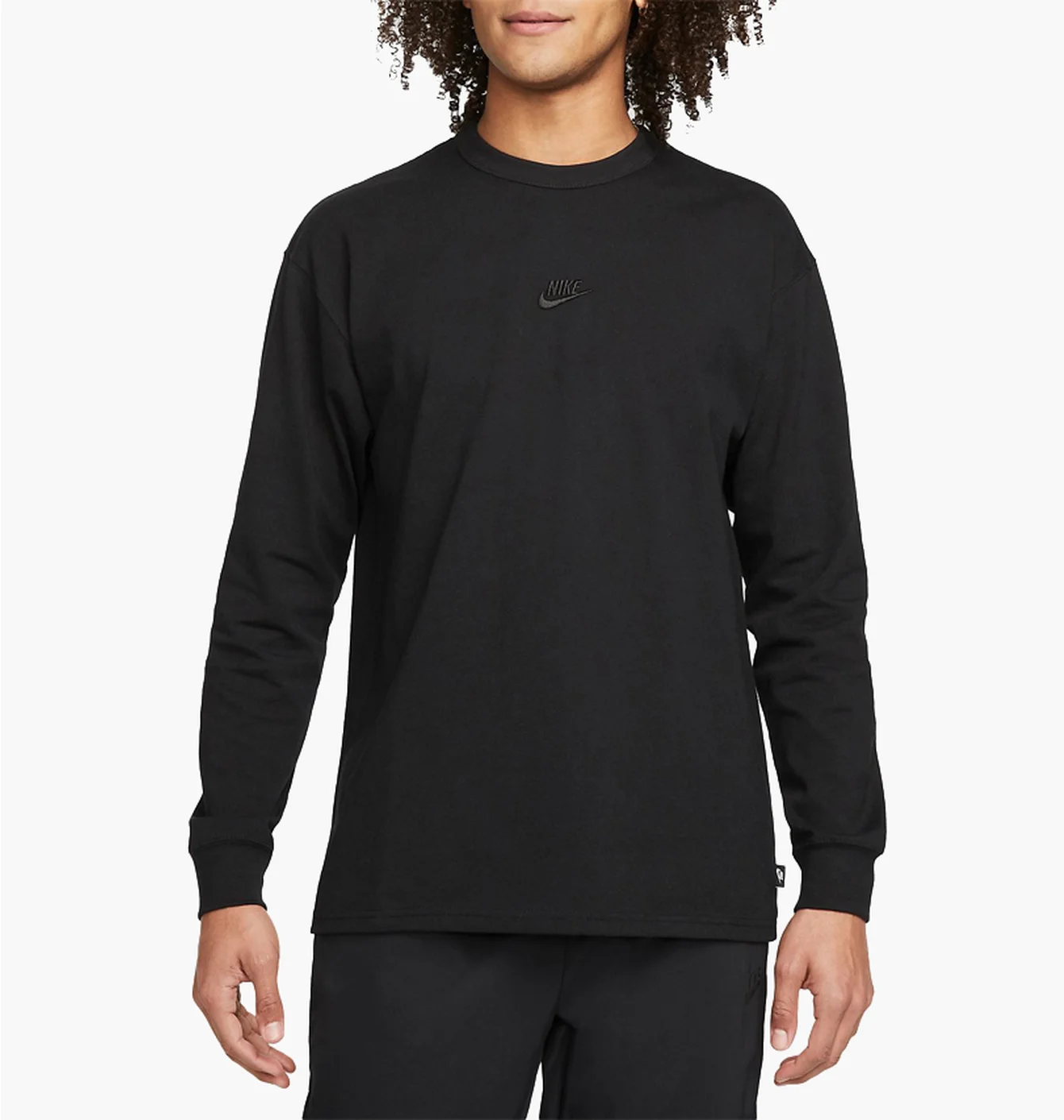 Nike Sportswear Premium Essentials Long Sleeve