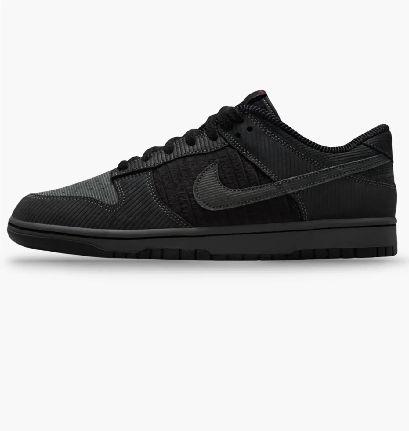Кросівки чоловічі Nike Dunk Low Retro Black IB7746-001