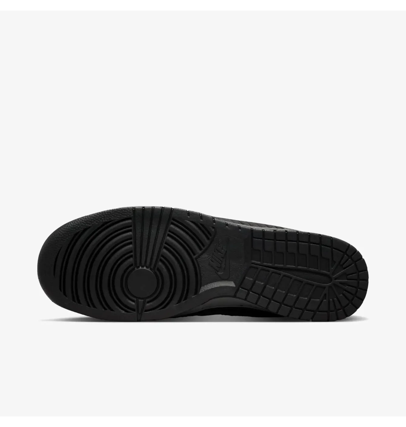 Кросівки чоловічі Nike Dunk Low Retro Black IB7746-001