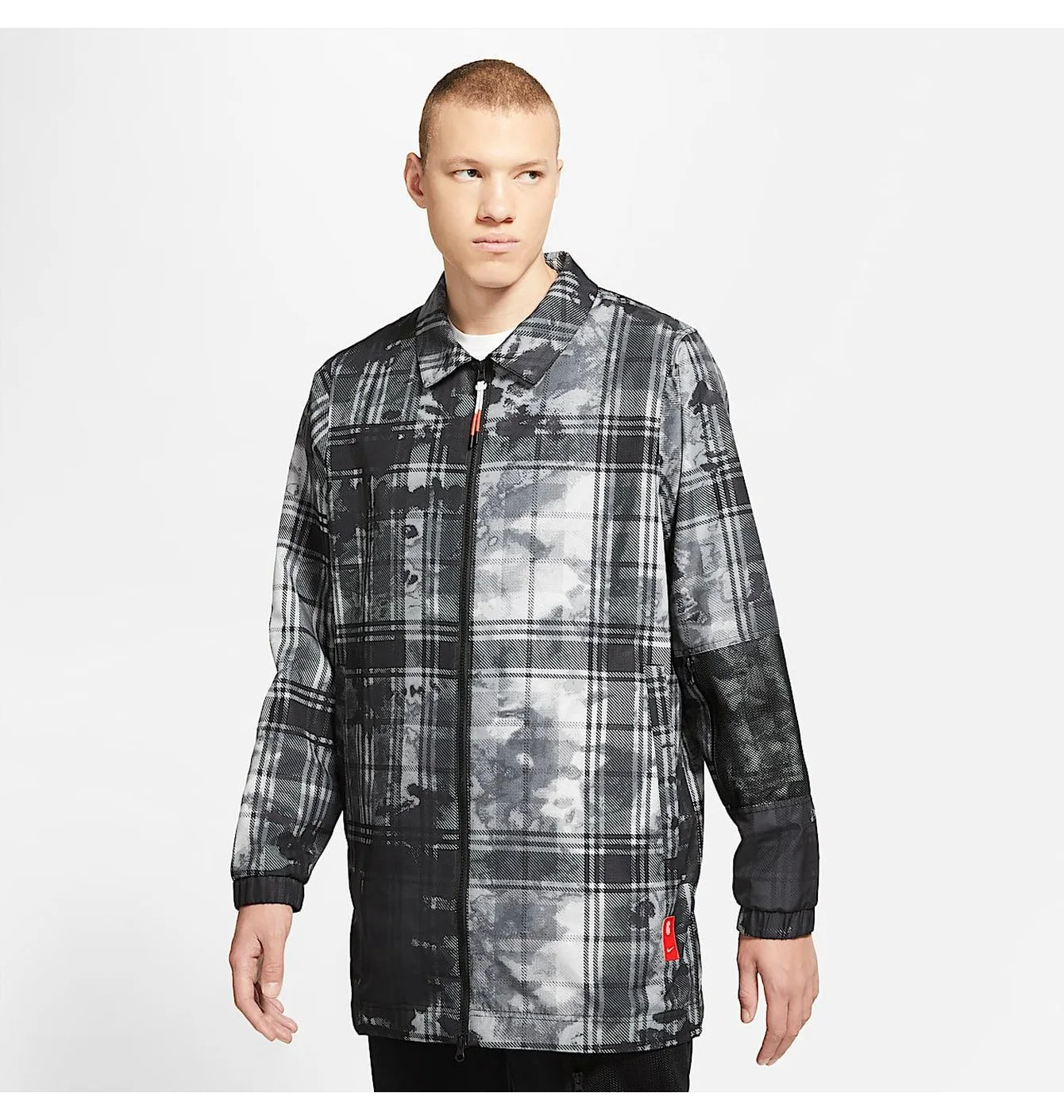 Куртка чоловіча Nike Kyrie Lightweight Printed Jacket Black CK6751-010