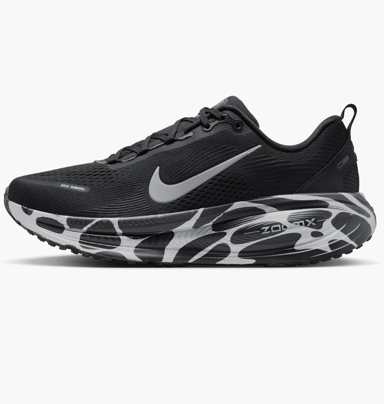 NIKE AIR ZOOM VOMERO 18