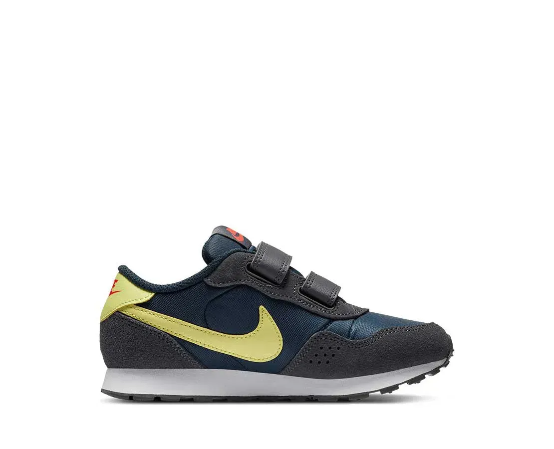 Кросівки дитячі Nike Md Valiant (CN8559-400)
