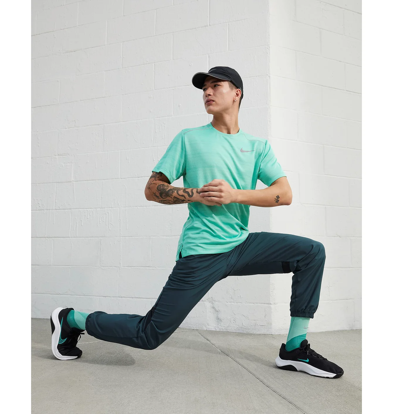 Nike LEGEND ESSENTIAL 3 NN